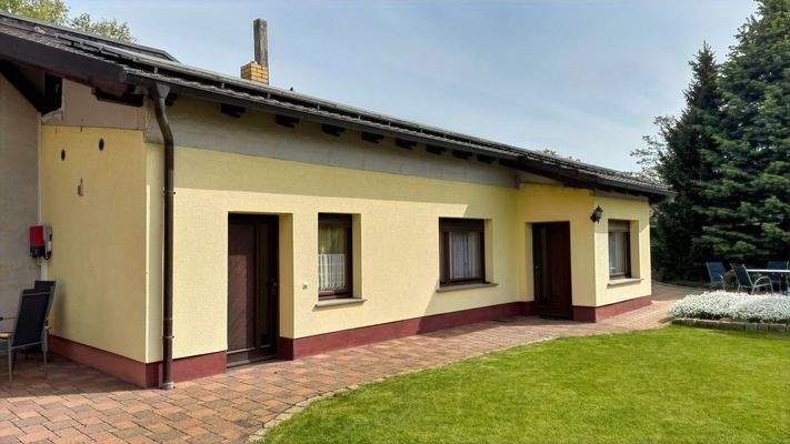 Wohngebäude mit 75 qm