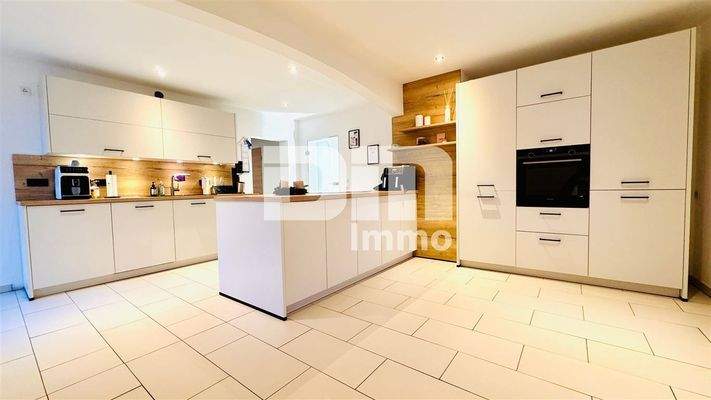 EG Wohnküche / Einbauküche / Zugang Terrasse