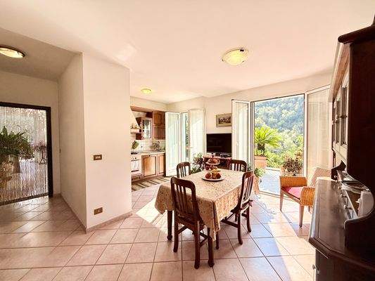 AP_1050_TERRA ITALIA IMMOBILIEN_LIGURIEN_APRICALE_