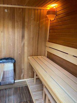 08 Sauna.jpg