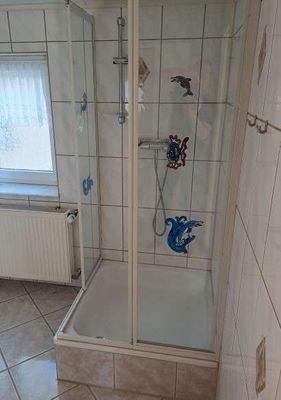 Bad im OG mit Dusche