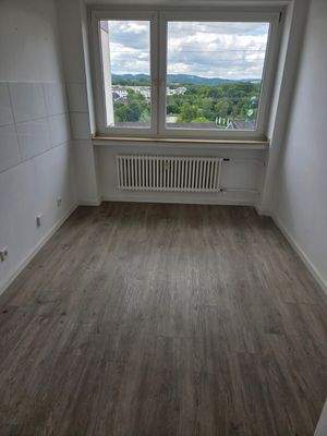 Leeres Zimmer mit Aussicht