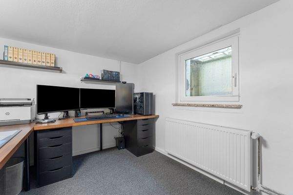 Arbeitsraum im Keller