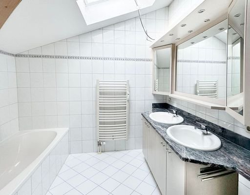 Badezimmer.jpg