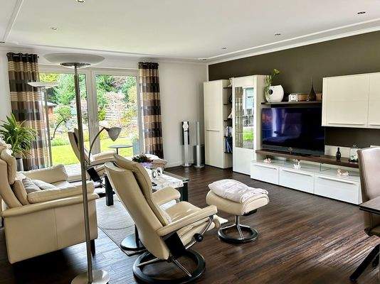 Wohnbereich mit Blick ins Grüne