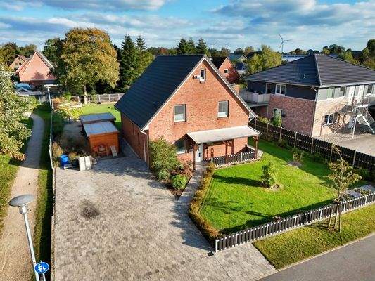 Frontansicht Luftaufnahme