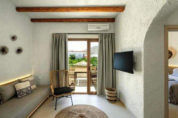 Südostkreta, Koutsouras: Apartmentkomplex in der Nähe des Meeres zu verkaufen