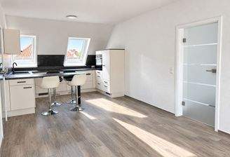 offene Wohnküche mit Zugang zu den Schlafzimmern I & II