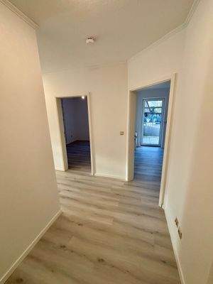 Flur, rechte Tür Gästezimmer, linke Tür Schlafzimmer