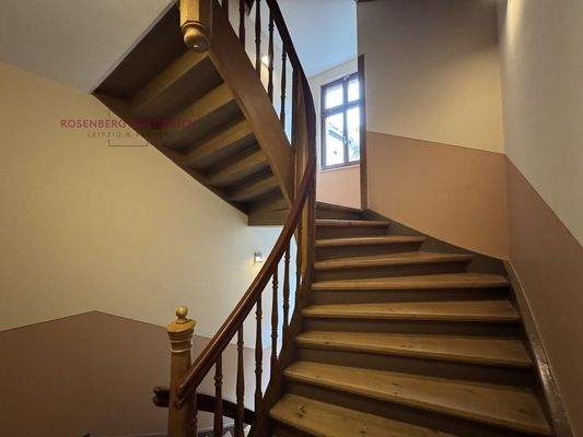 Immobilie in Leipzig / Zentrum zu vermieten_Treppenhaus