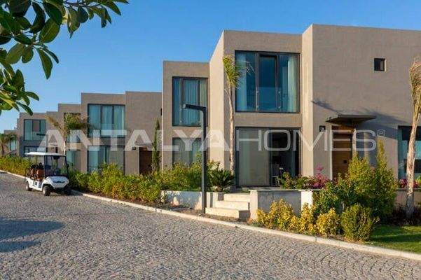 Apartments with Direct Access to the Beach in Bodrum