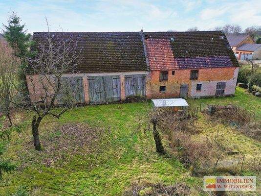 Stall- Scheune -Rückansicht