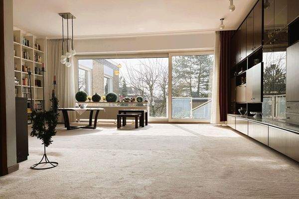 großzügig und freundlich