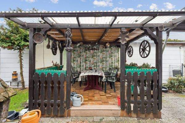 überdachte Terrasse