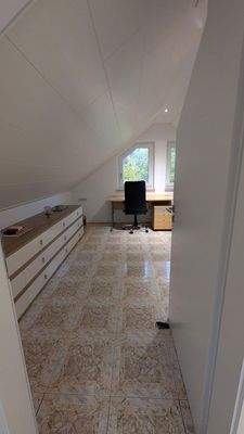 Büro/Kinderzimmer 2