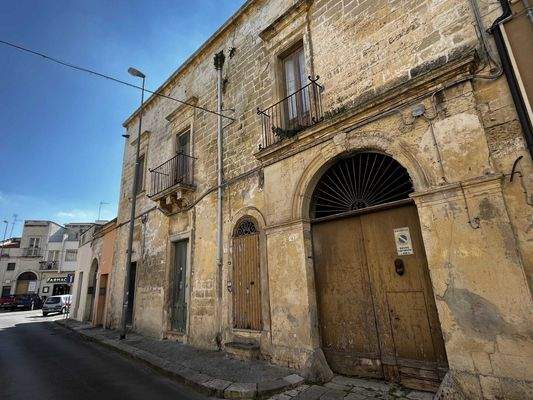 Antico Palazzo in San Cesario di Lecce