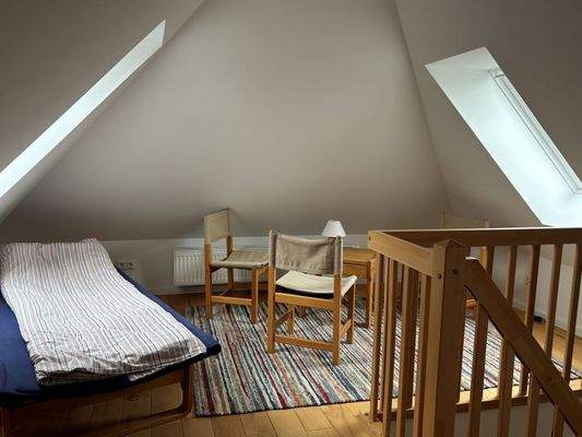Schlafgalerie im Spitzboden 