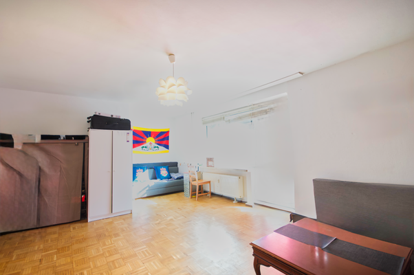 Wohnzimmer mit Schlafnische