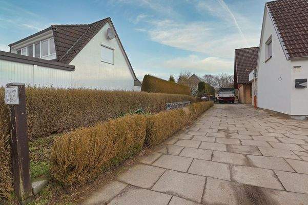 Zufahrt zum Grundstück