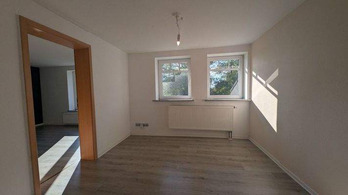 Zimmer in Wohnung 3 im DG