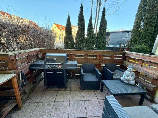 Terrasse mit Grillplatz