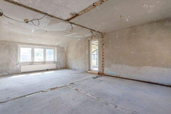 es sollte ein großes Wohnzimmer entstehen