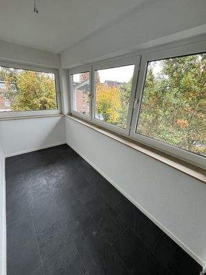 20251014_122927538_iOS