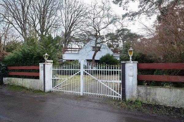 Zufahrt zum Grundstück