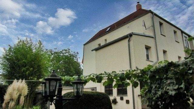 Hausansicht vom Garten