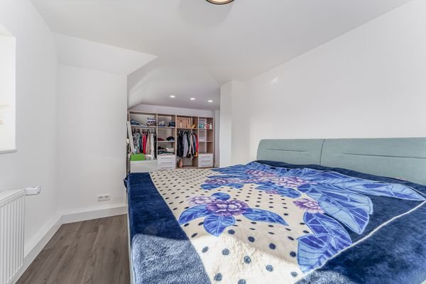 1.OG Schlafzimmer