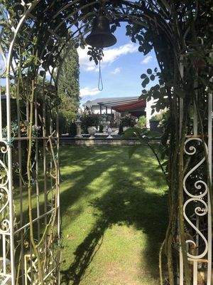 Gartenblick zum Haus 