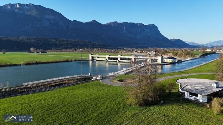 KIRCHBICHL - 726 m² Baugrund - ein Stück Natur - Drohnenaufnahme