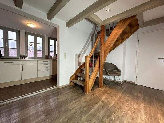 Dachgeschoss-Wohnung mit ausgebautem Spitzboden