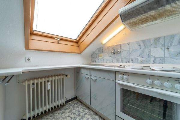 Küche mit Einbauküche DG