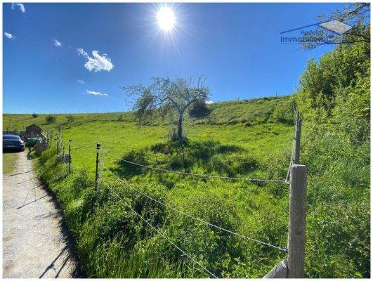 Traumhaftes Baugrundstück in ruhiger Ortsrandlage