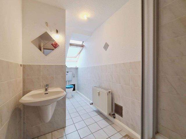 Günstig & gemütlich! Kleine Maisonette Wohnung mit Einbauküche - Foto 3