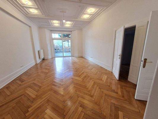 prachtvolles Parkett BSP.jpg