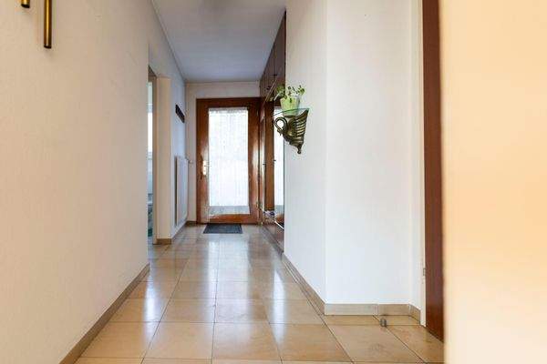 Erdgeschoss - Eingangsbereich