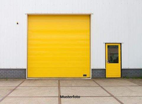 Wöllstein Halle, Wöllstein Hallenfläche