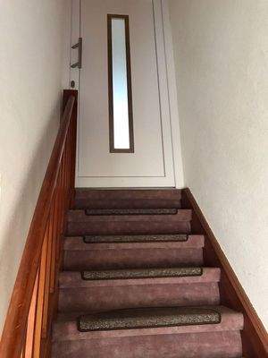 Aufgang zur oberen Wohnung