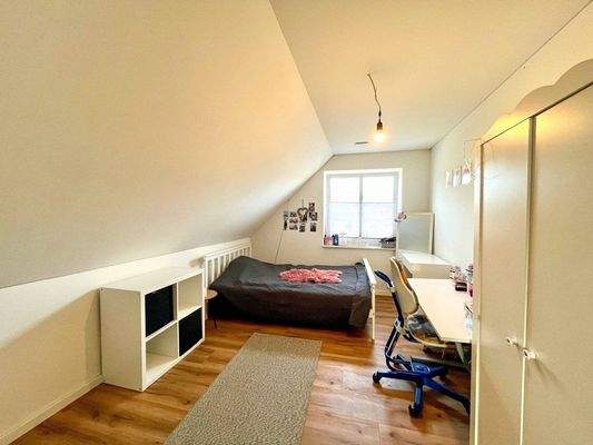 Kinderzimmer Dachgeschoss