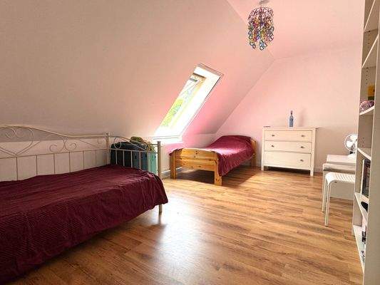 Hauptwohnung DG - Zimmer 1