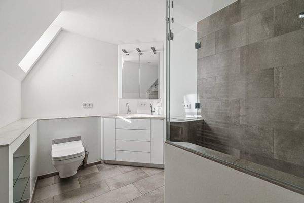 Duschbad mit Saunazugang