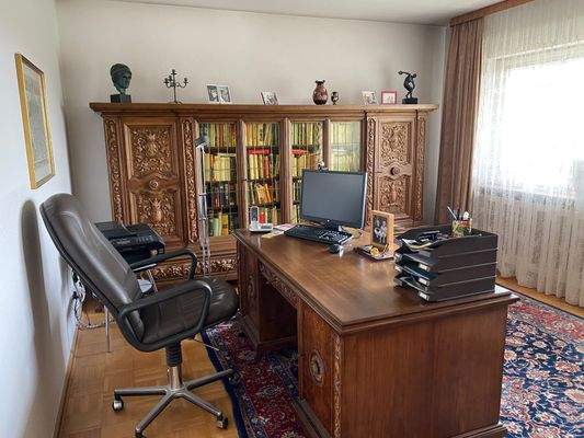 17_OG_ Arbeitszimmer.JPG