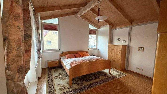 Schlafzimmer - jüngeres Haus