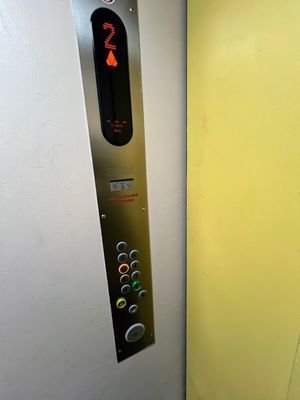 Aufzug - 2
