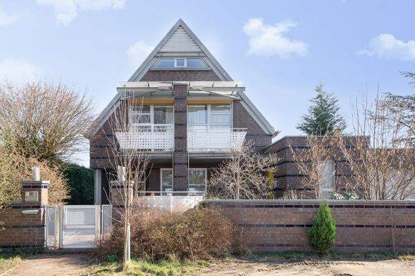 Frontansicht des Hauses