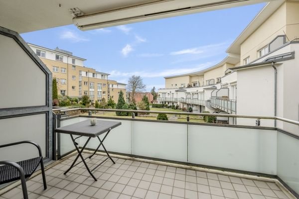 Großer Sonnenbalkon