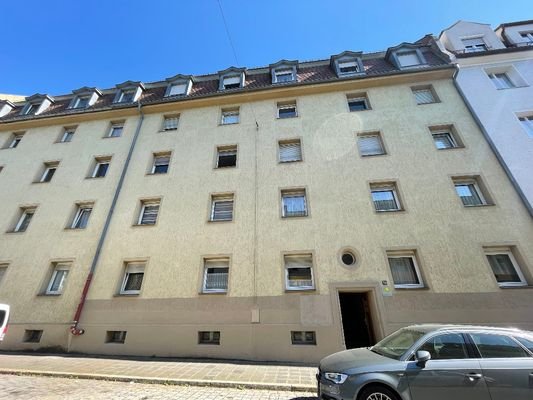 Haus Außenansicht.jpg
