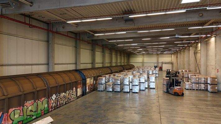 Entladung Bahnhalle.jpg